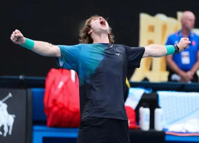 不仅有助于 不仅有助于